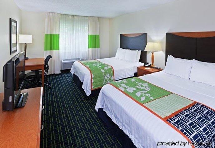 Fairfield Inn & Suites לובוק חדר תמונה